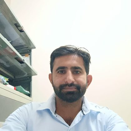 Dr. Kuldeep, chief counsellor at Aasra